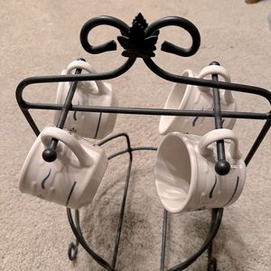 Longaberger plate rack with mugs